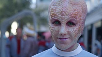 Klicke auf die Grafik für eine vergrößerte Ansicht

Name: Star Trek Beyond B roll alien.jpg
Ansichten: 796
Größe: 67,4 KB
ID: 4441645