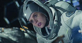 Klicke auf die Grafik für eine vergrößerte Ansicht

Name: The-Midnight-Sky-Felicity-Jones.jpg
Ansichten: 267
Größe: 1,03 MB
ID: 4567500